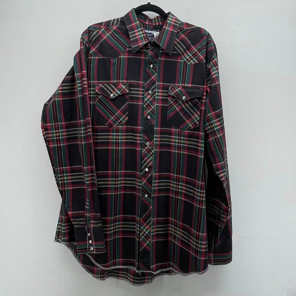 VTG Wrangler Cowboy Cut XL Tails Western Pearl Snap Shirt Black‎ Red Plaid Rodeo